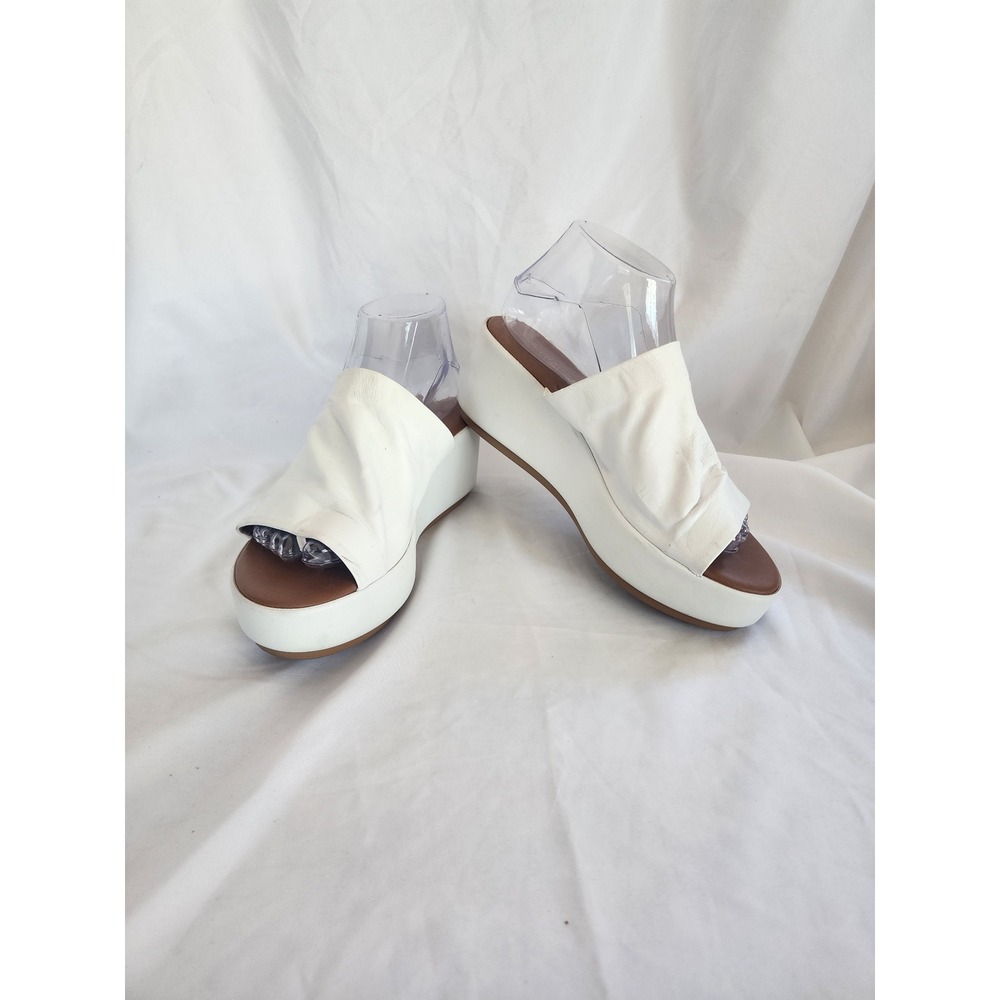 A. Giannetti Italy‎ White Leather Wedge Sandals Platform Slides Womens 8.5 Chic